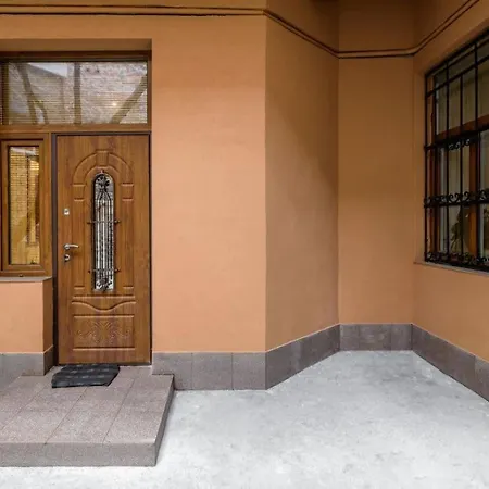 Apartments Stepana Bandery Lviv Exterior photo